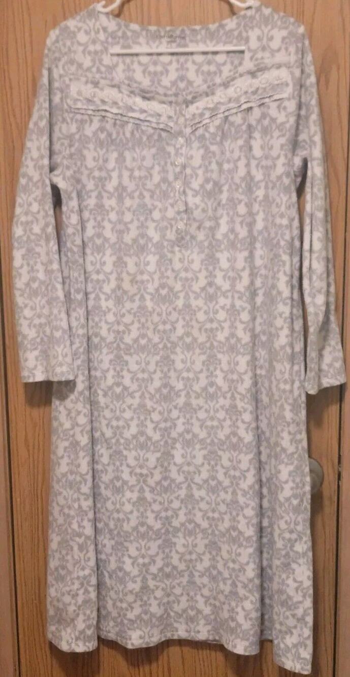 Croft & Barrow Women's Gray Floral Fleece Long Sleeve Nightgown,Size L